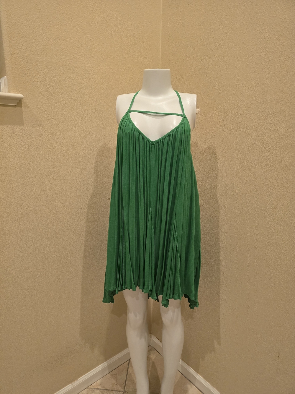 Green Flowy Halter Mini Dress Open Back Beach Vacation Cover-Up